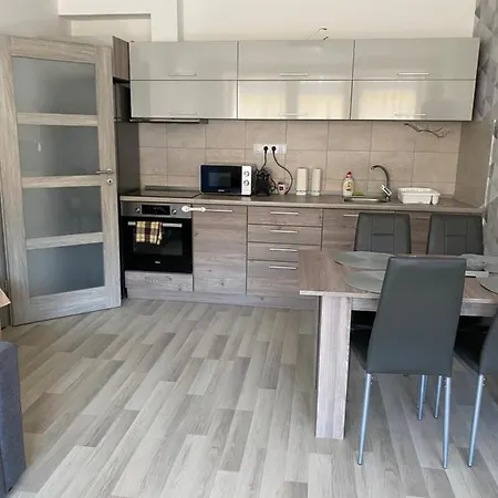 Simonffy * 德布勒森